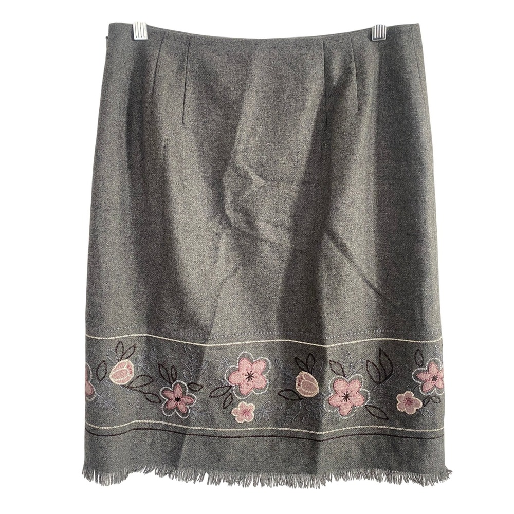 Ann Taylor LOFT Gray Wool Blend Sz 6 Floral Embroidered Skirt Academia Fall